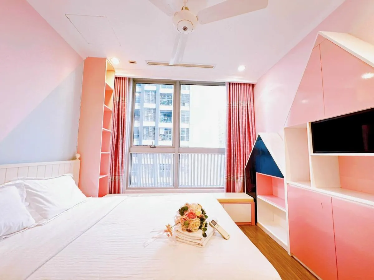 Image 3 of Luxury Vinhomes Central Park (Cozy Apartment)