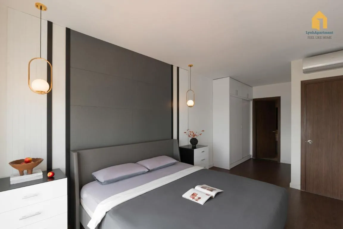Image 1 of Lynh apartment Saigon D4
