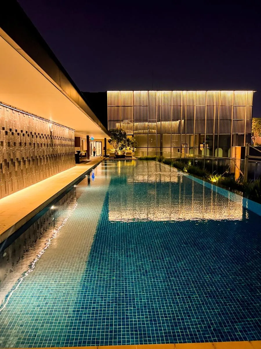 Image 4 of MarQ Luxury Apartment 229 Inifity Pool Gym City Center