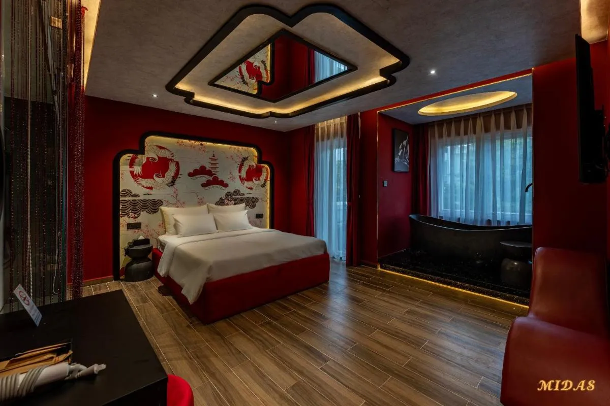 Image 3 of Midas Hotel 2
