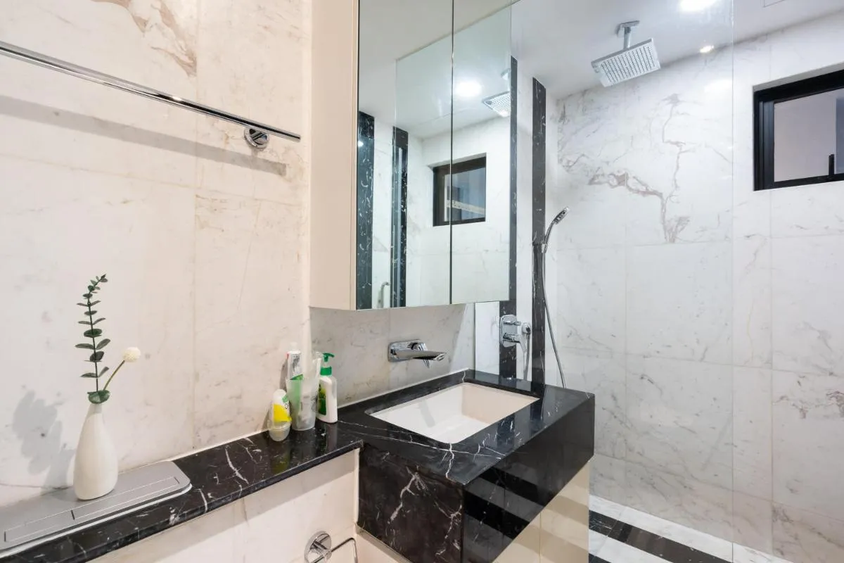 Image 3 of Modern District 1 3BR D1&Zenity apartment OUTDOOR Jacuzzi Pool