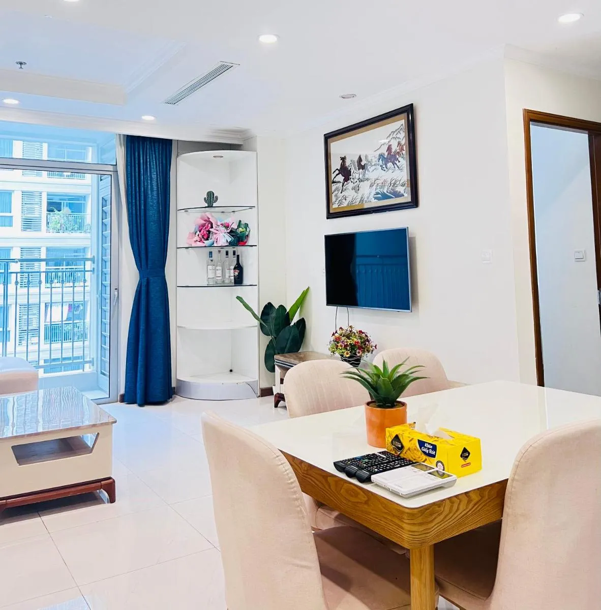 Image 4 of Nice Apartment at Vinhome Central Park