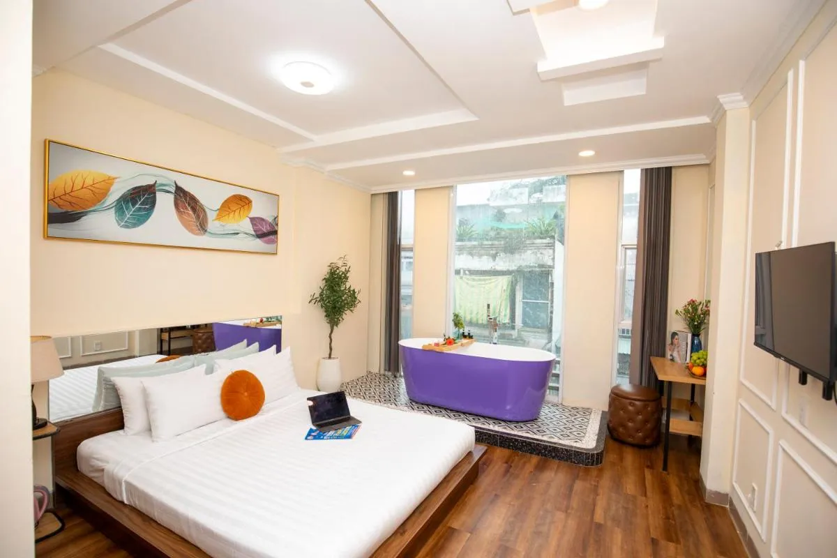 Image 3 of Quy Hung Hotel Central