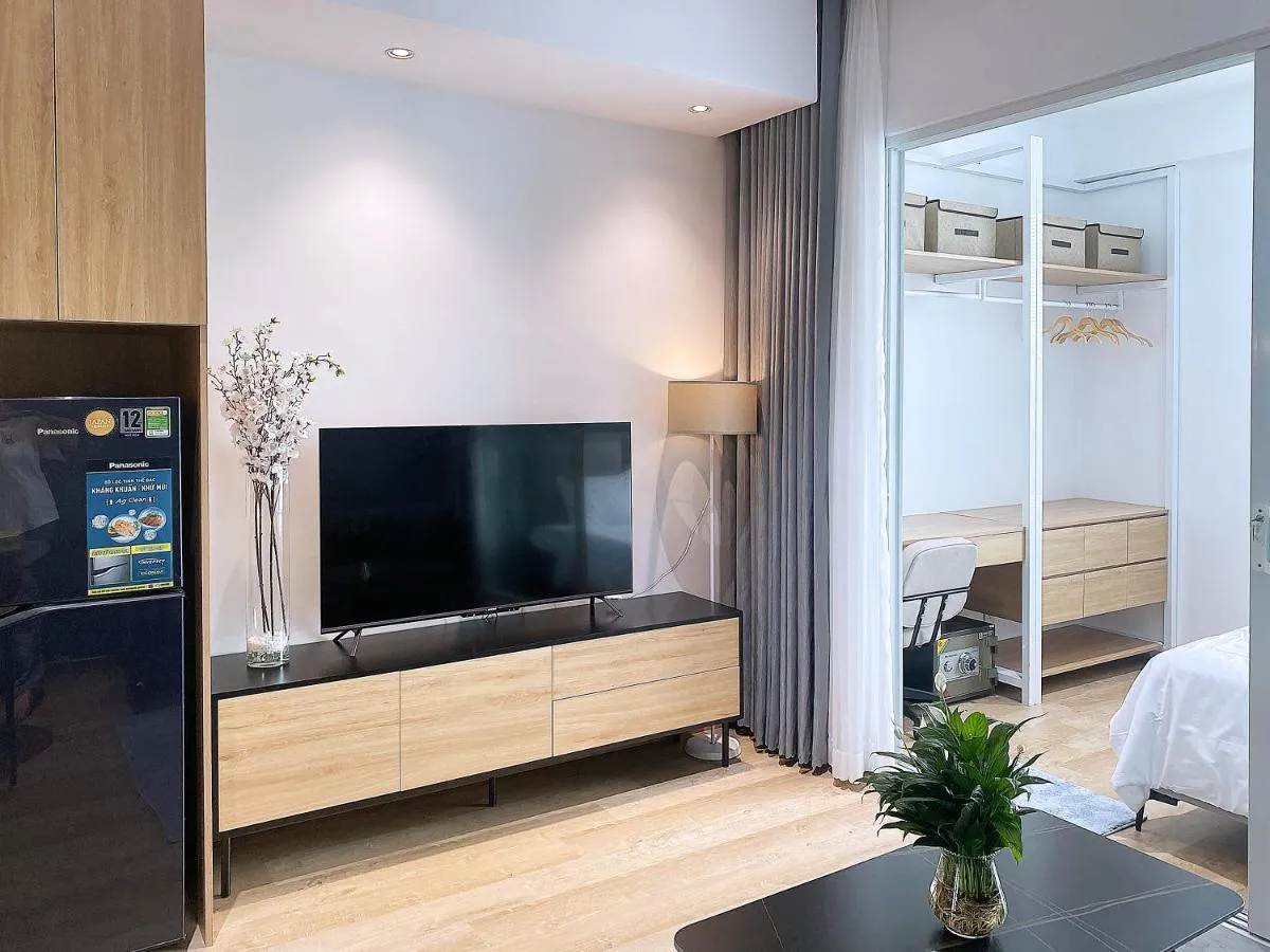 Image 3 of Renovated Modern 1-Bed 40m2 Apt with Pool