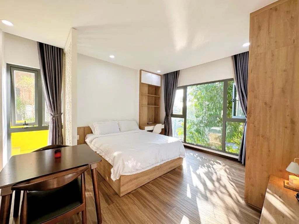 Image 1 of Riverside House Quận phú nhuận view
