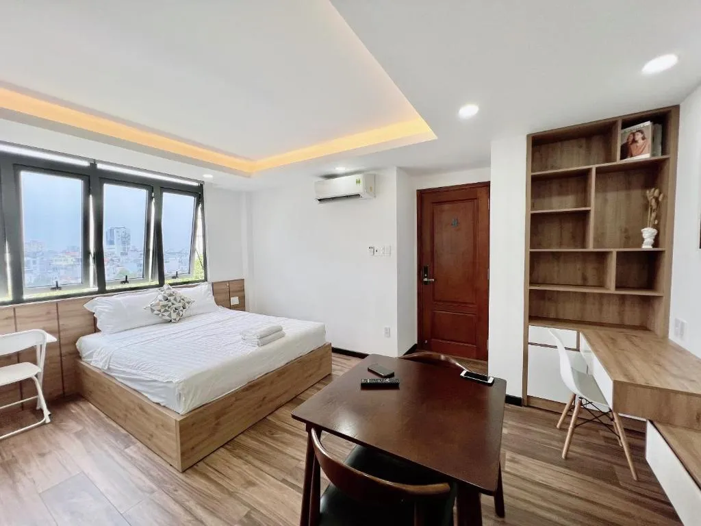 Image 1 of Riverside house Quận Phú Nhuận 7