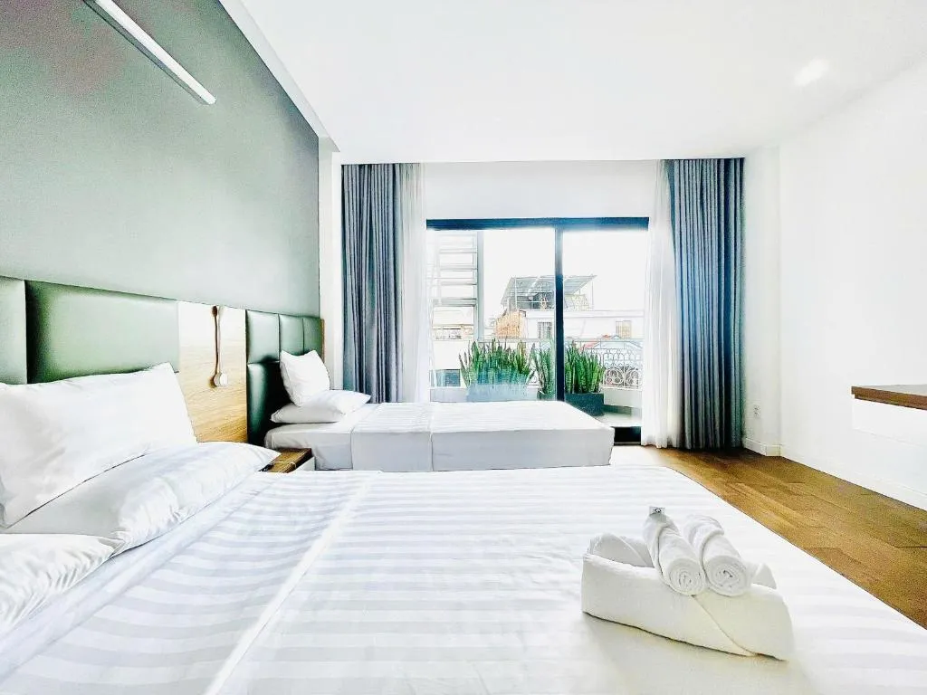 Image 1 of Royal Dragon Boutique Hotel Tan Binh