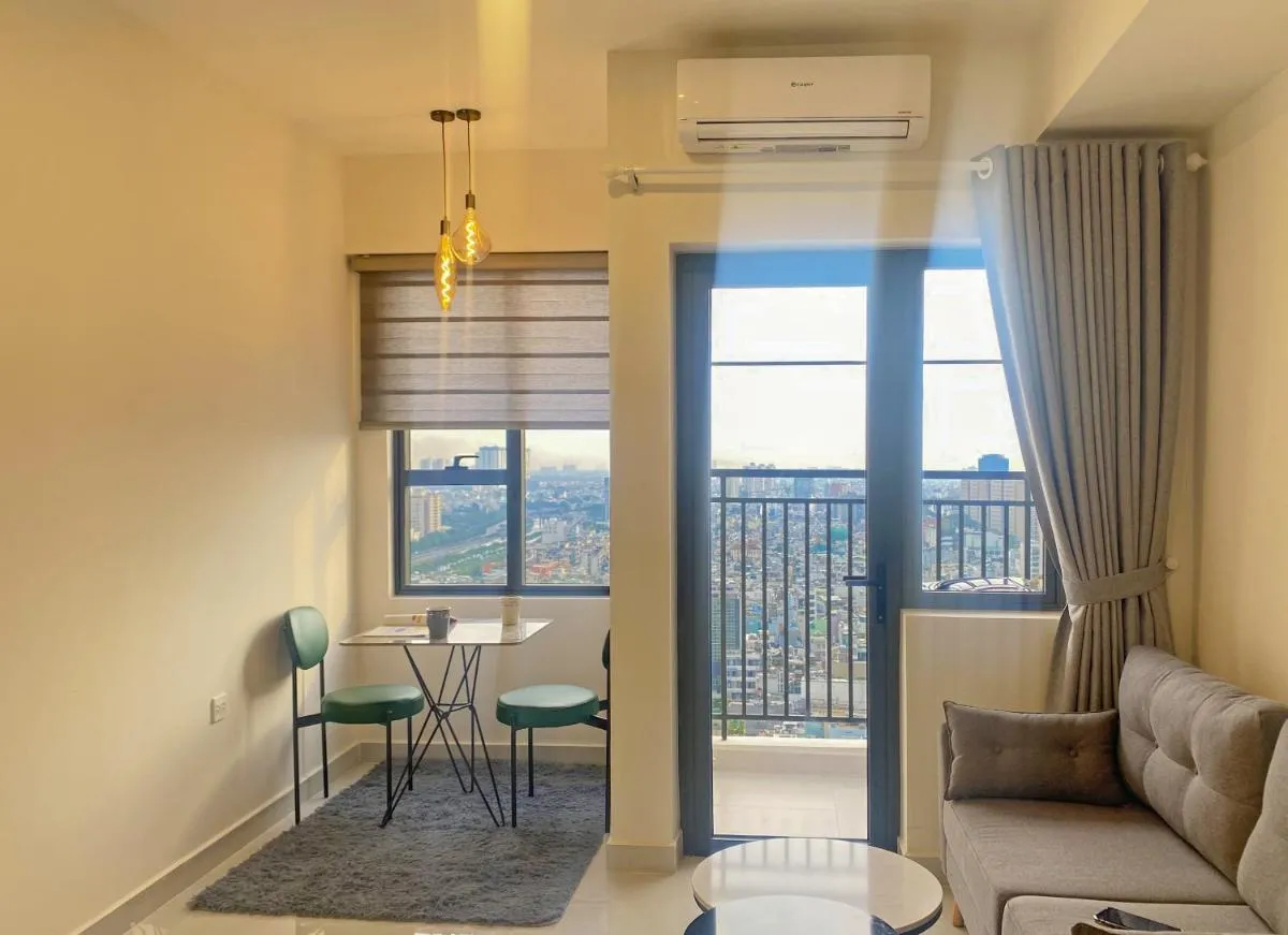 Image 3 of SOHO 23 Floor Stunning City View Apartment Near Bui Vien Ben Thanh