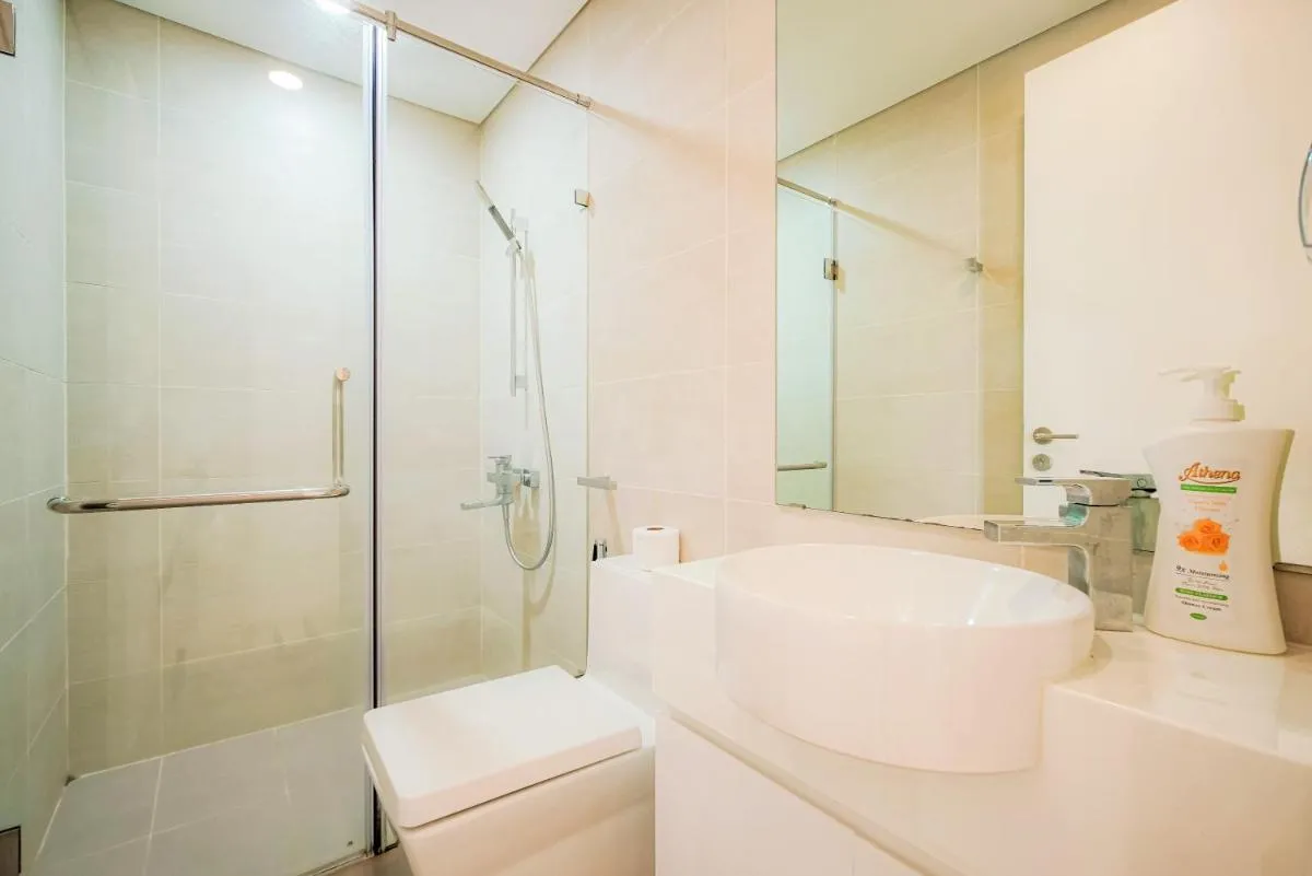 Image 3 of SOHO Spacious Aparts, CENTRAL Location