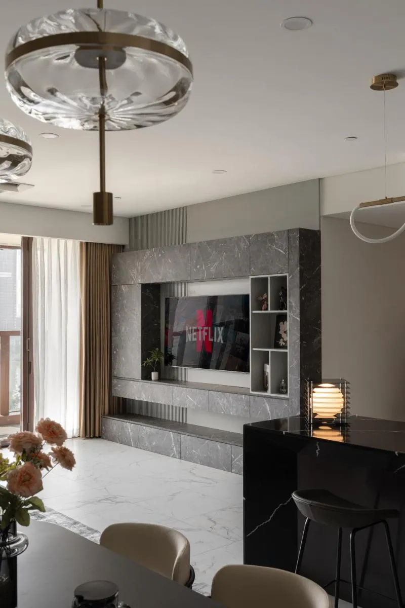 Image 5 of Sài Gòn River View High-end Apartment by CR Concept