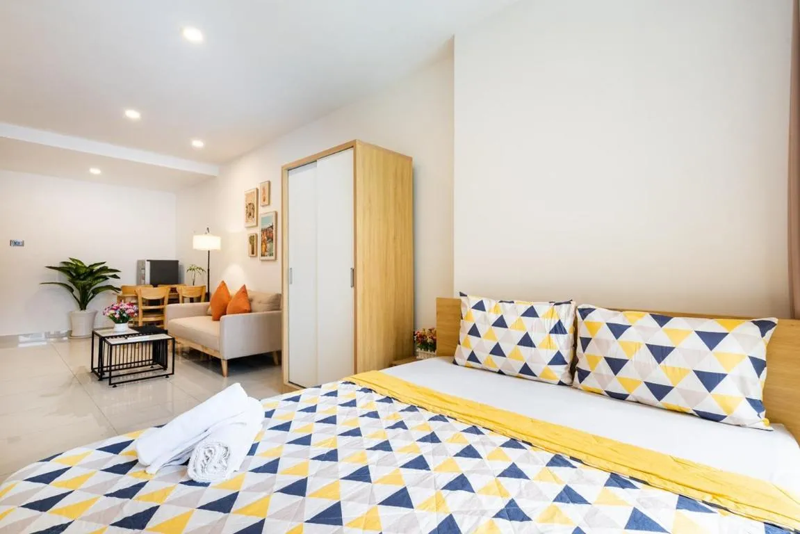 Image 1 of SaiGon Royal – Cozy studio – Pool View – Hana Apart 5