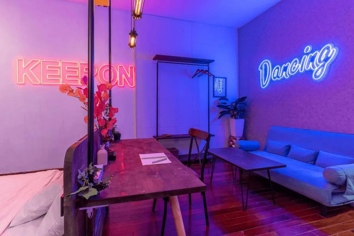 Image 4 of Saigon Hideout New World View