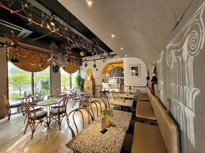 Image 3 of Saigon Royal – Elegant 2BR 2BA BitexcoView FreeGymPool