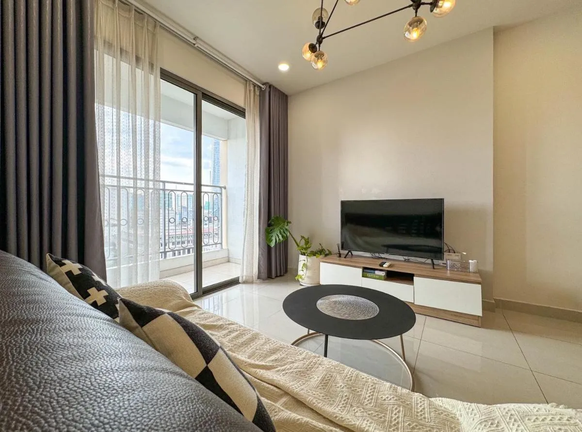 Image 5 of Saigon Royal – Elegant 2BR 2BA BitexcoView FreeGymPool