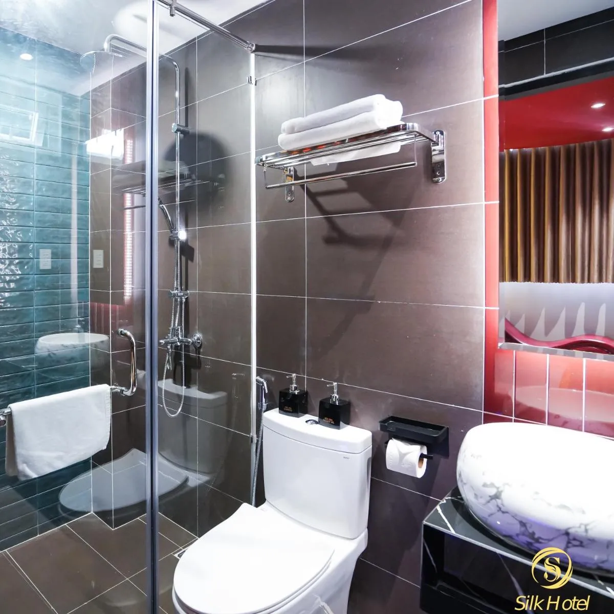 Image 4 of Silk Hotel near Tan Son Nhat Airport