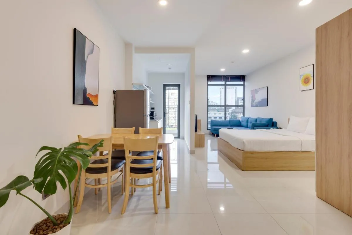 Image 5 of Smile Home – Saigonroyal luxury Apartment – center District 4