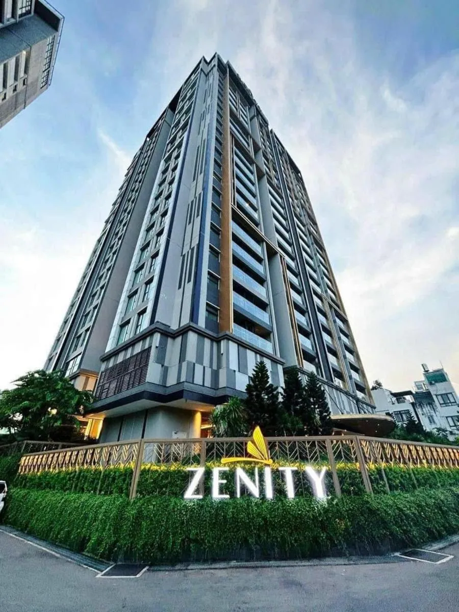 Image 4 of Son&Henry Zenity District 1