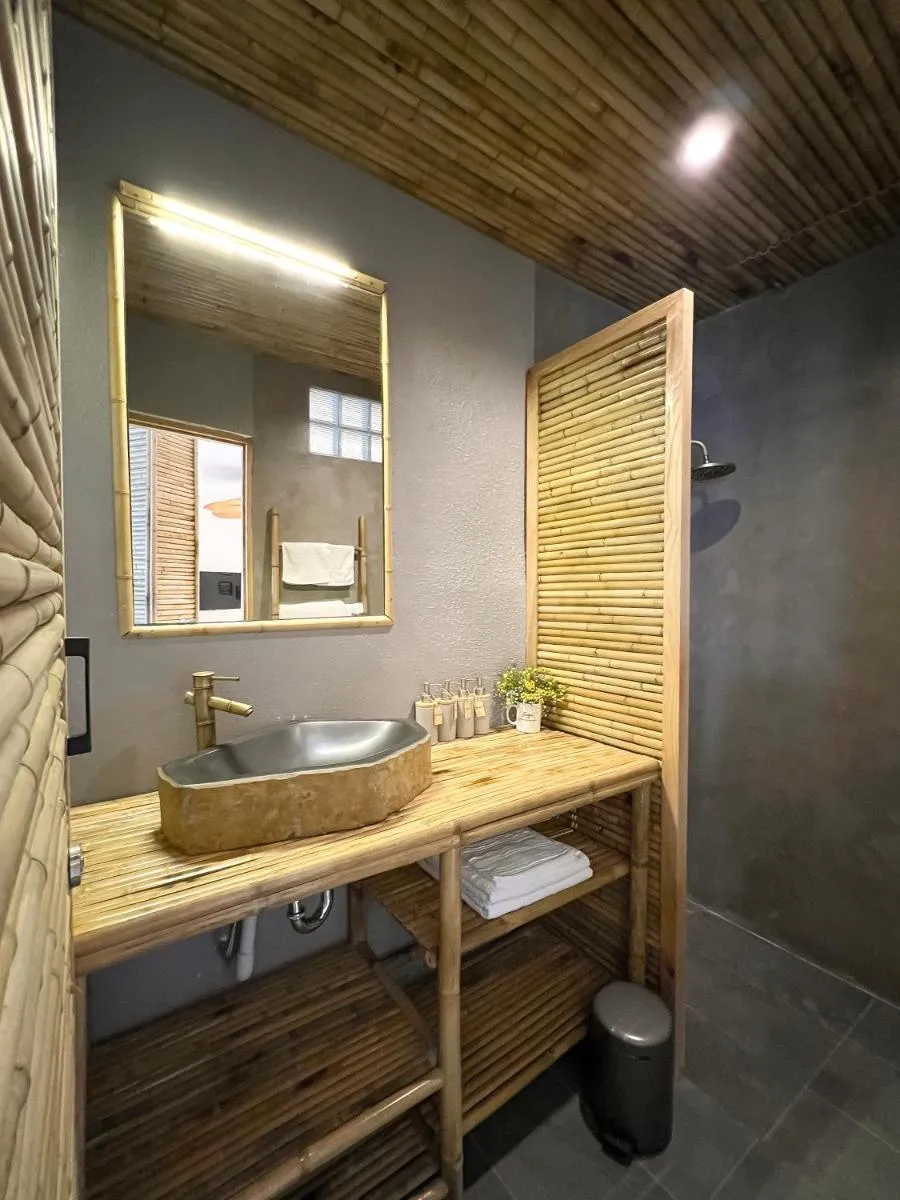 Image 5 of Song Anh Indochina Studios Pasteur