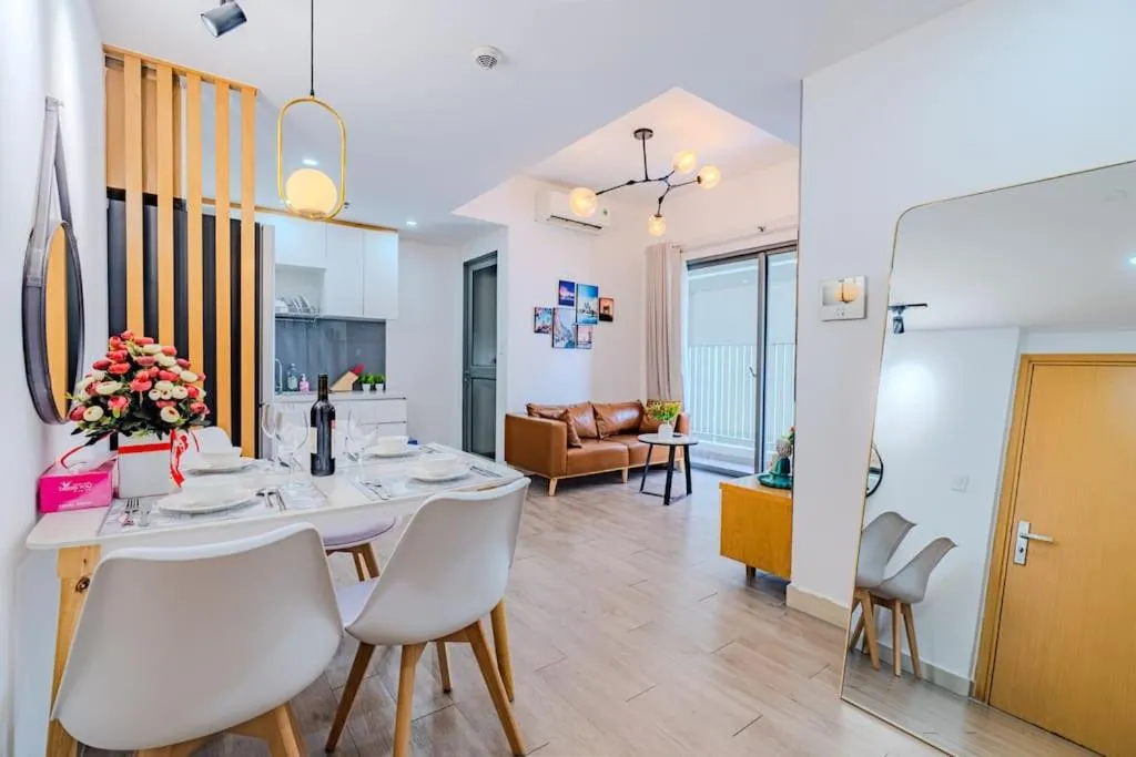 Image 1 of Spacious 2 Bed Rooms Condo in Masteri Thao Dien