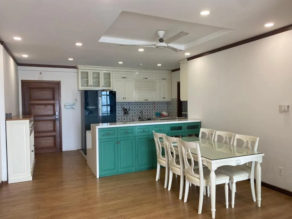 Image 1 of Spacious Apartment in District 7
