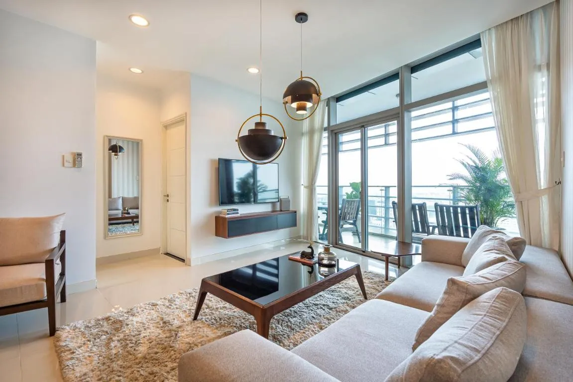 Image 1 of Spacious Central Apartments for Group and Family – Sailing Tower