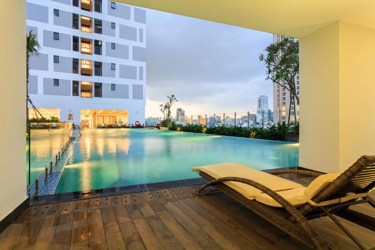 Image 3 of Spacious Saigon – Infinity Pool in Rivergate