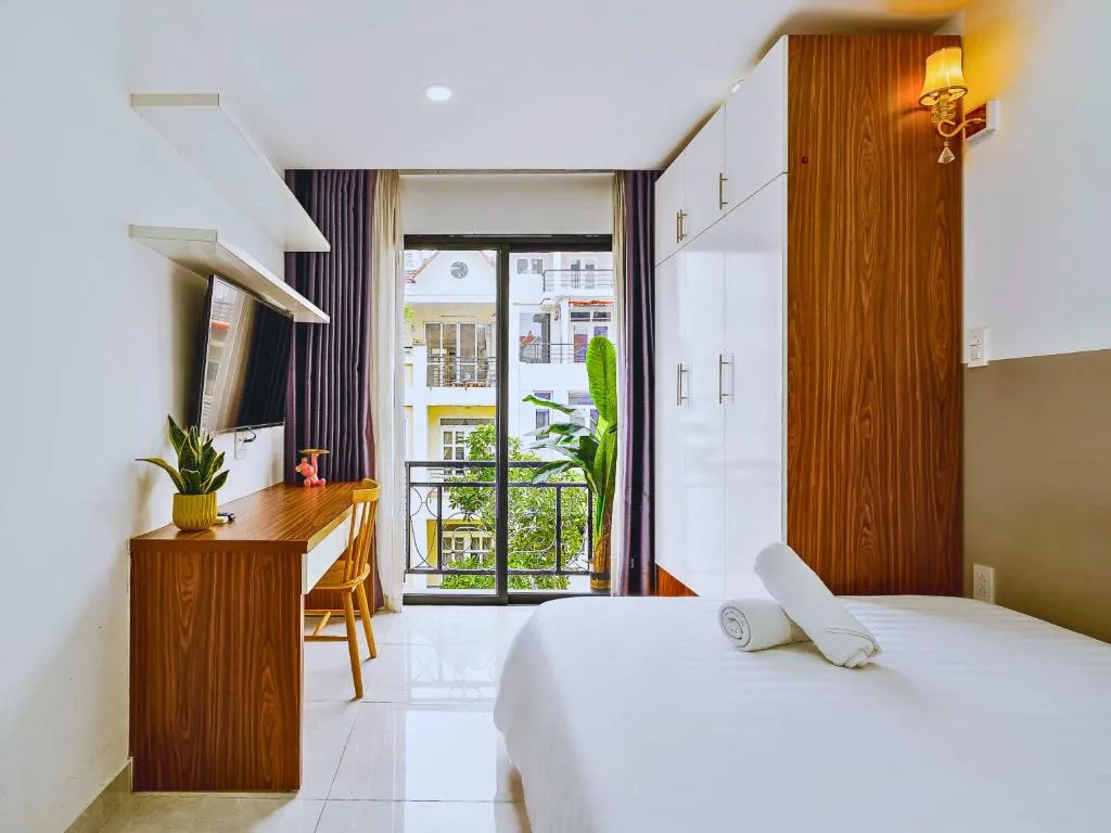 Image 1 of Spring Hill Apartment -The High Class