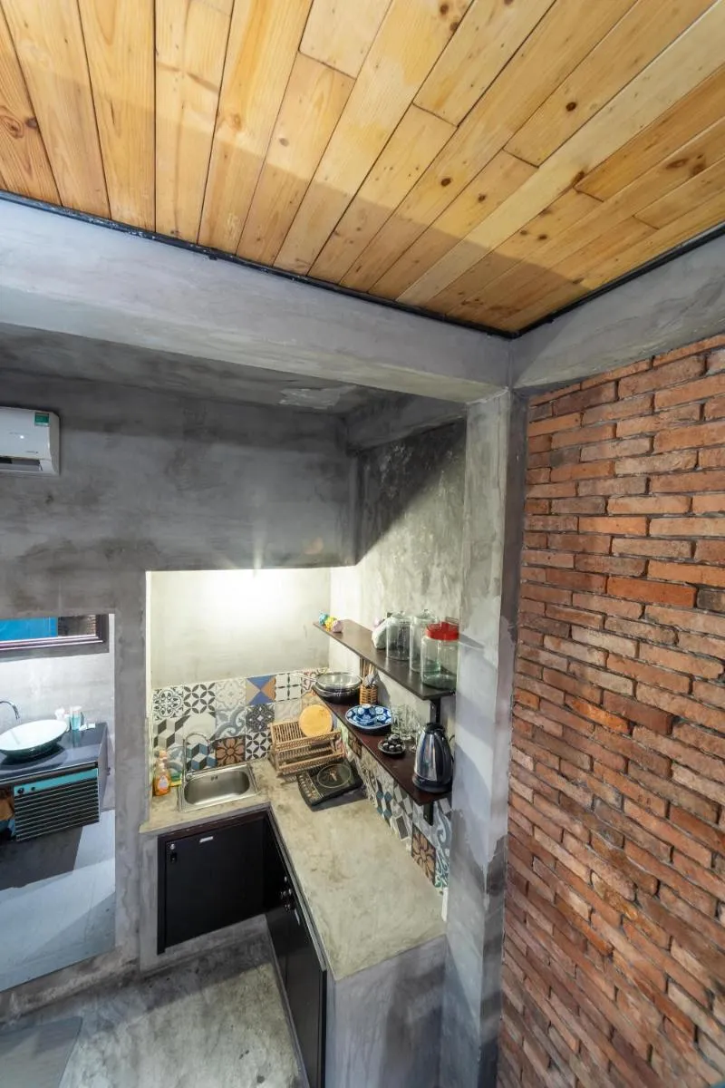 Image 5 of Stay&Chill – S.1: Ancient studio nearby Bui Vien