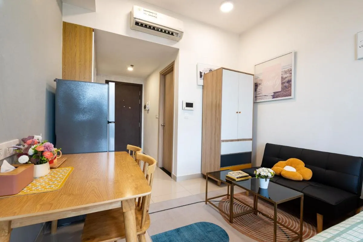 Image 5 of Studio Rivergate , Central Apartment with Poolfree 002