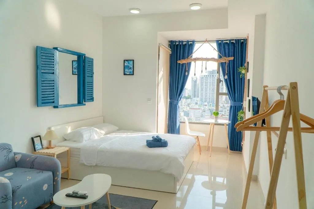 Image 1 of Studio River view-City view & Pool in Center – May Stays