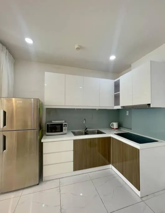 Image 4 of Terra Royal 2BR Condo in D3