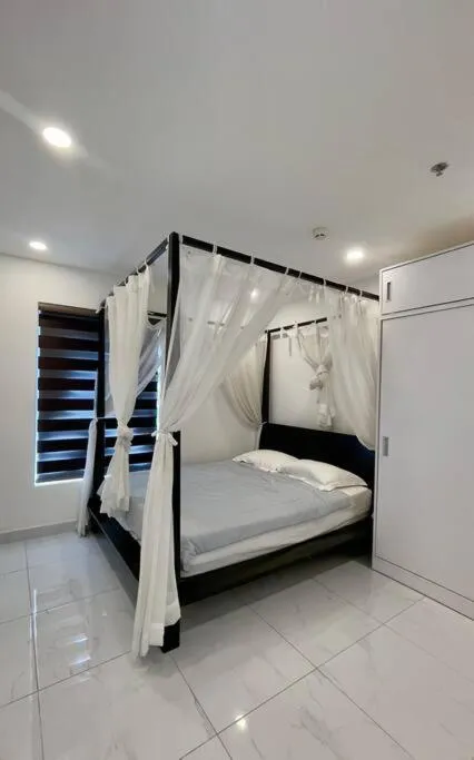 Image 5 of Terra Royal 2BR Condo in D3