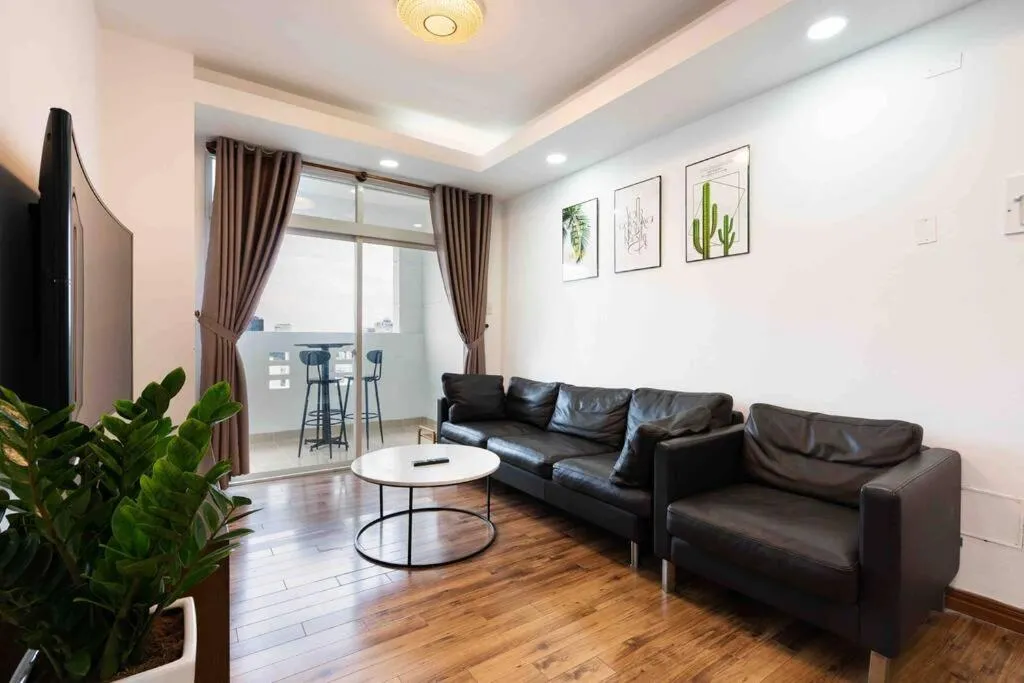 Image 5 of The 1st district, spacious apartment/Next Bui Vien
