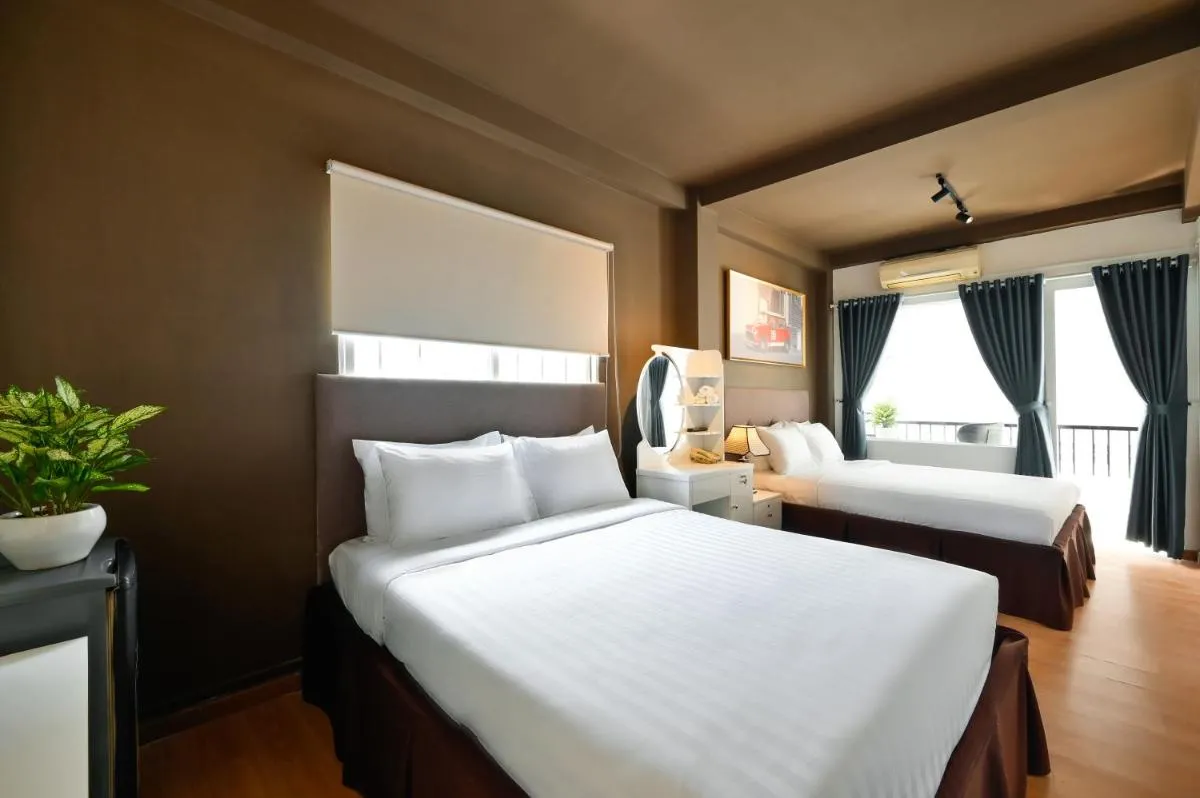 Image 5 of The Noble Swan Wood Park Hotel