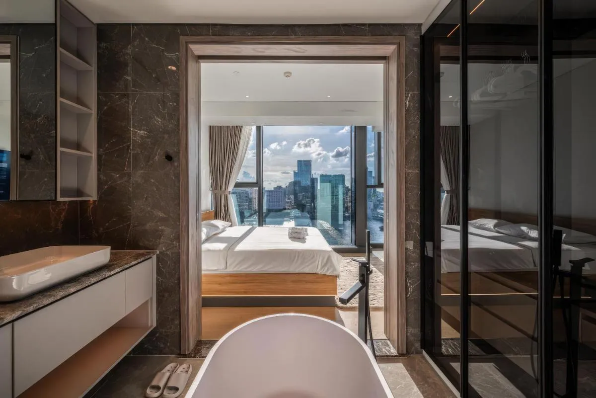 Image 3 of The Opera Residence – Luxury Infinity Pool&Sauna