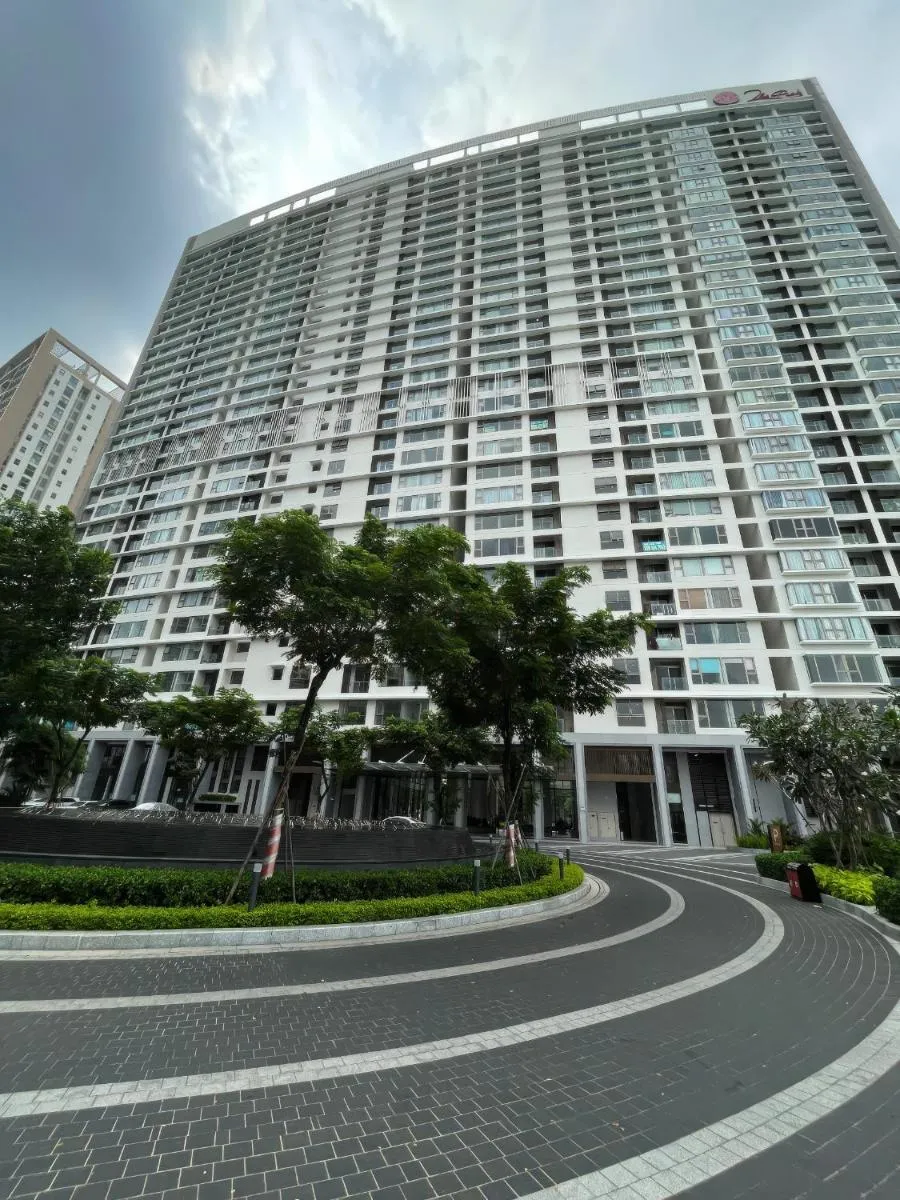 Image 4 of The Peak Midtown – Gorgeous Riverside