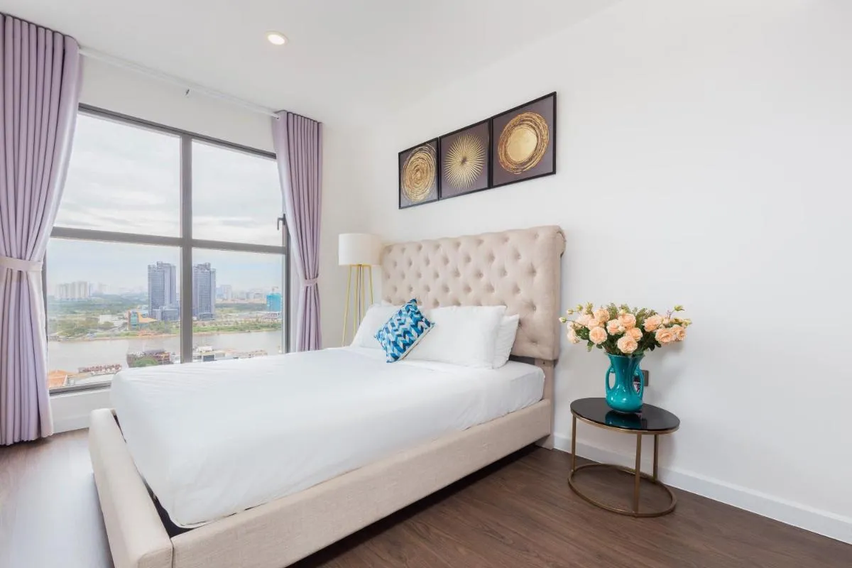 Image 3 of The Saigon Suite, The Luxury 2 bedrooms with bathtub