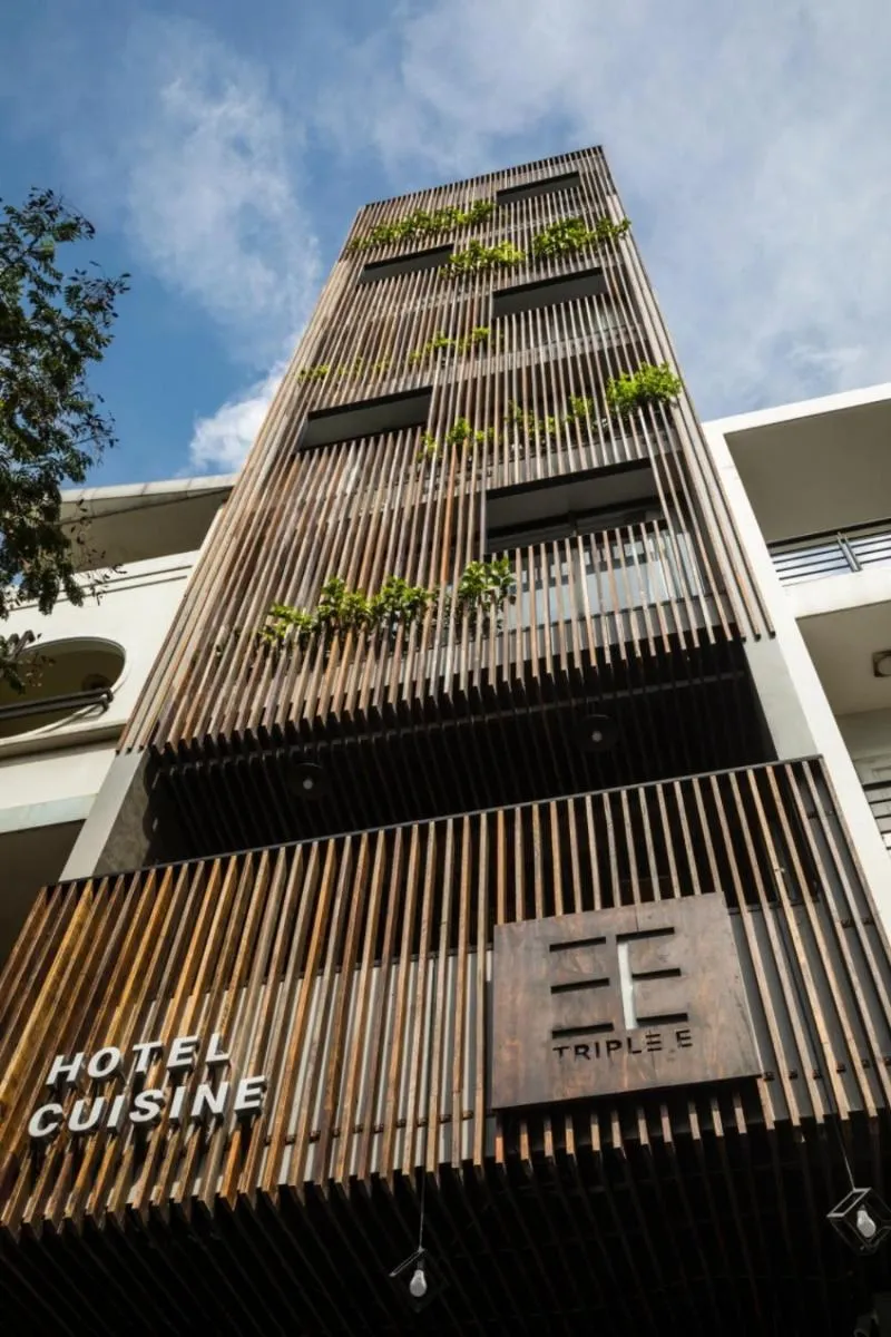 Image 4 of Triple E Hotel Fine Art Museum