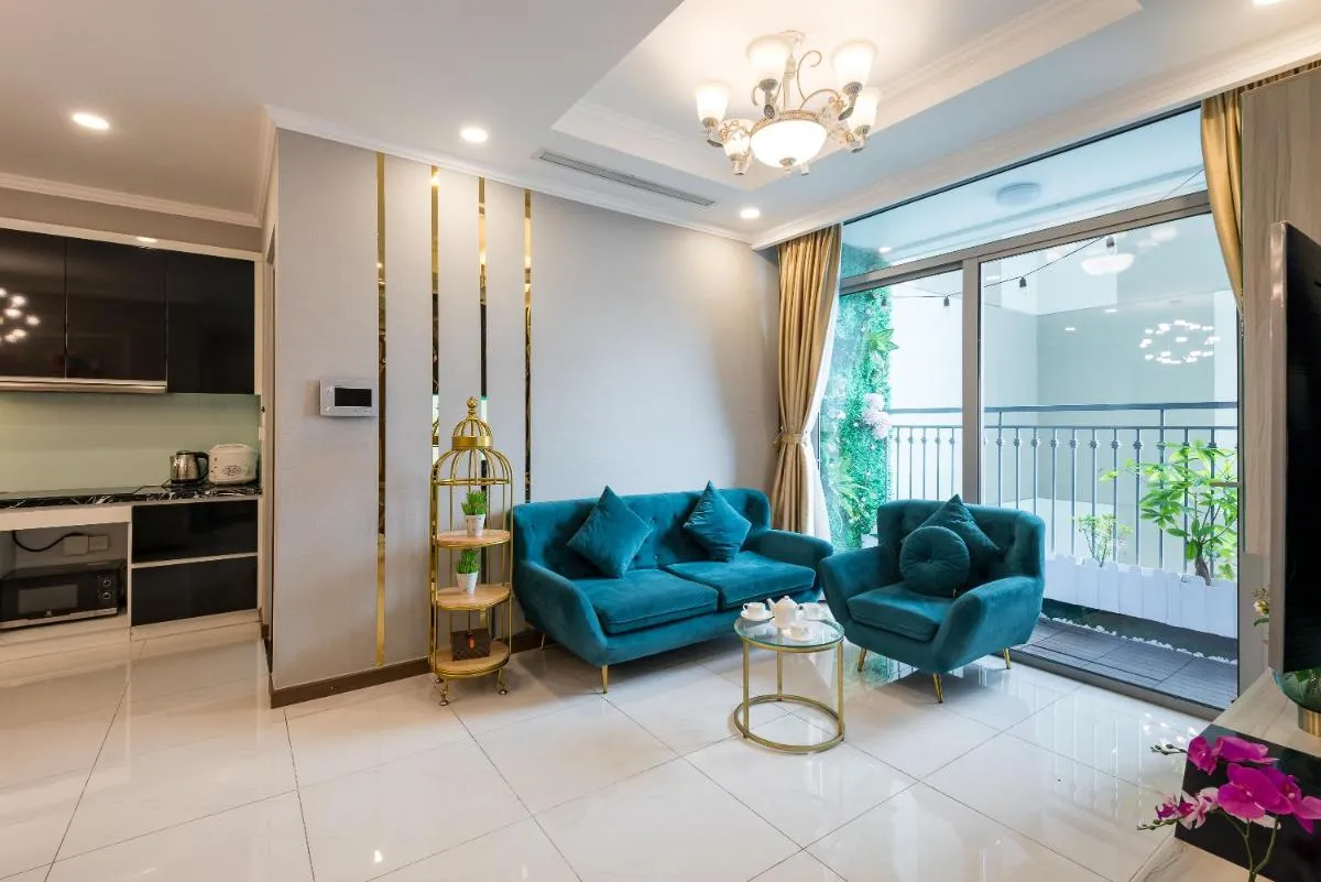 Image 4 of VINHOMES LANDMARK CONDOTEL SUITE