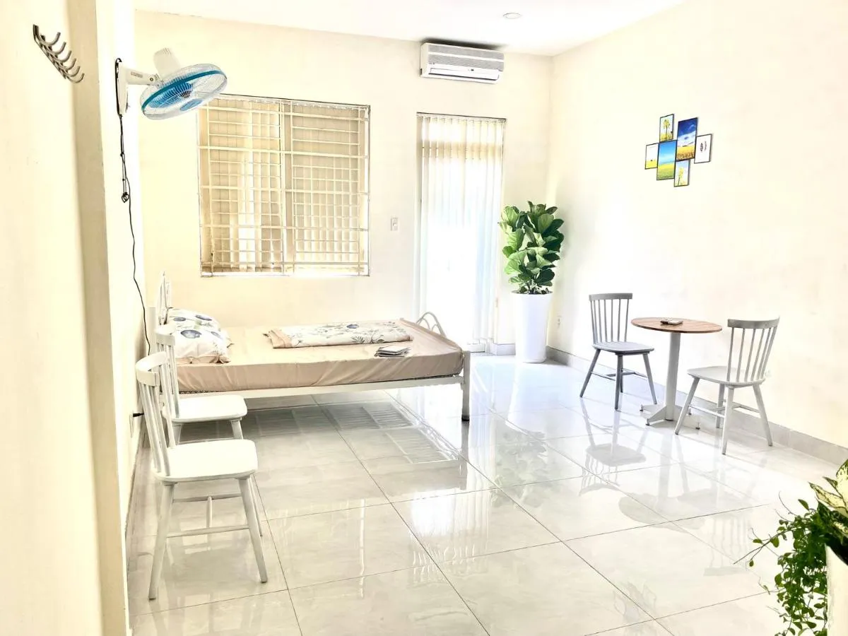 Image 3 of Vina Home