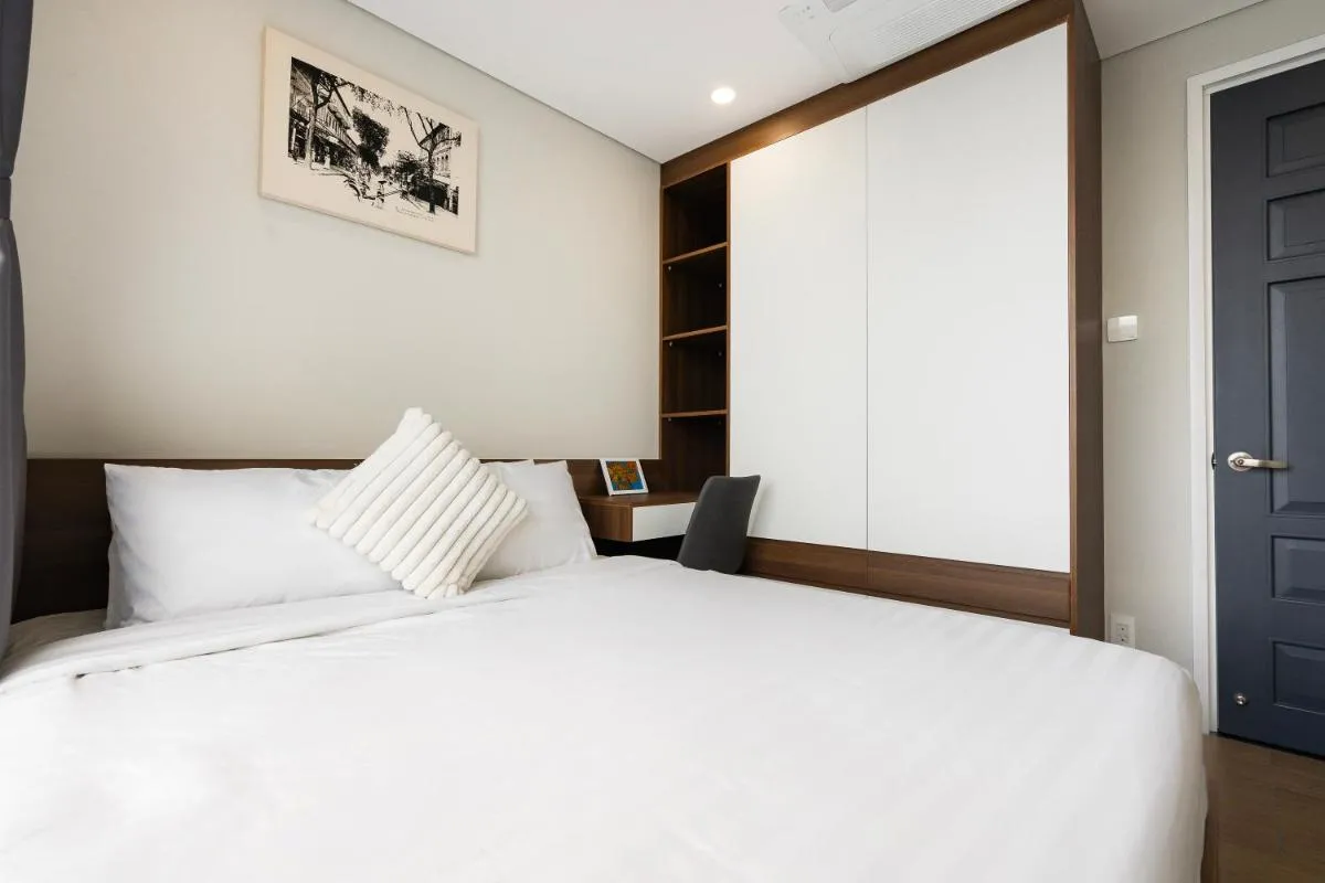 Image 3 of Vinh Hoi Apartment