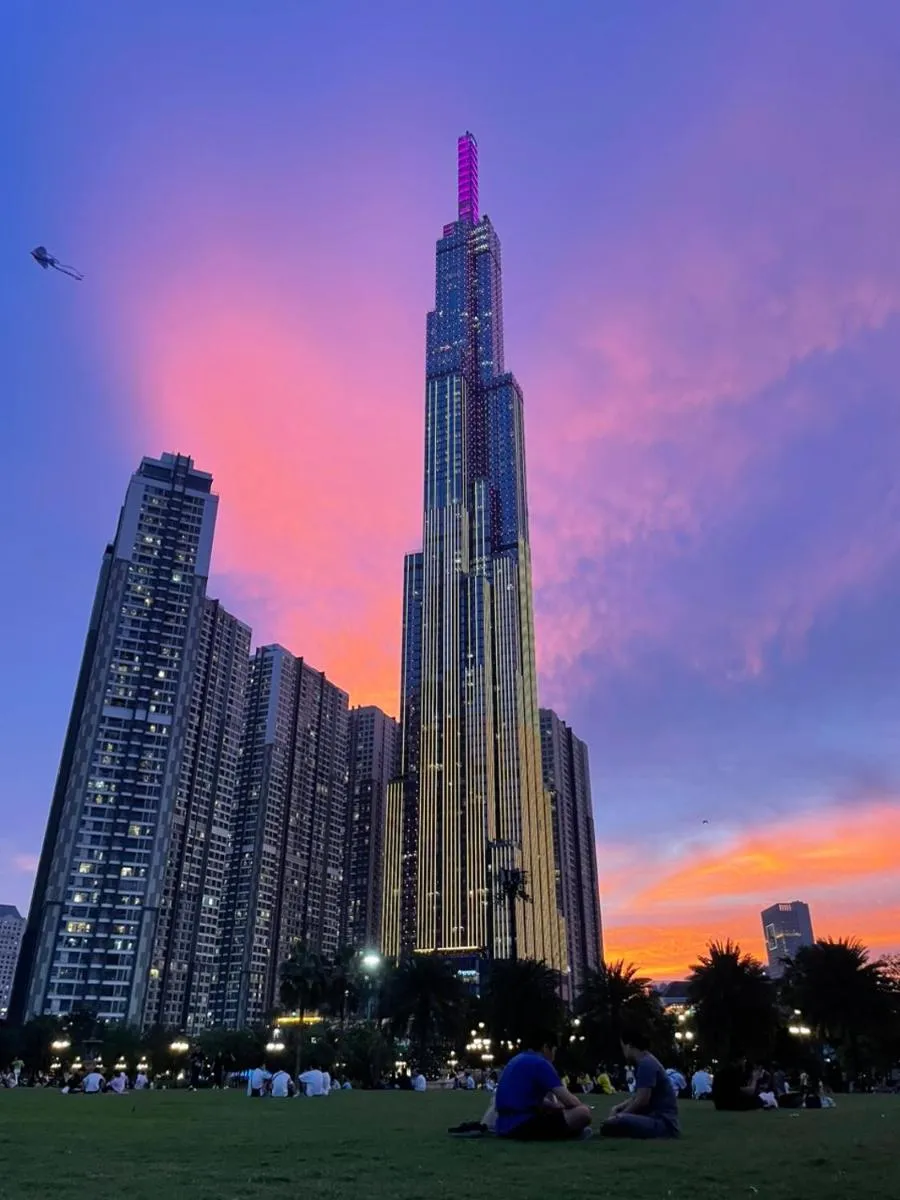 Image 4 of Vinhomes Central Park Luxury Apartment 1,2,3,4 bedroom, Landmark 81 area