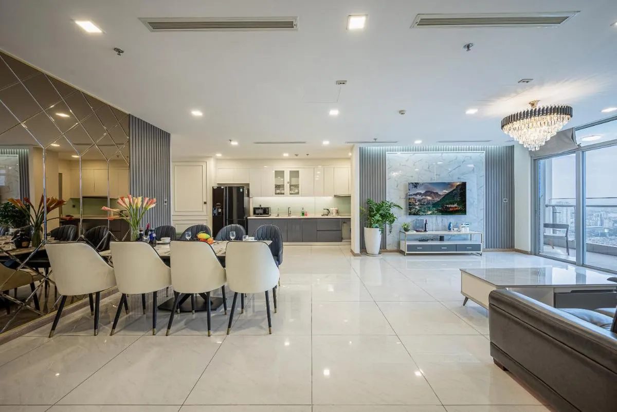 Image 3 of Vinhomes Residences Luxury Suite