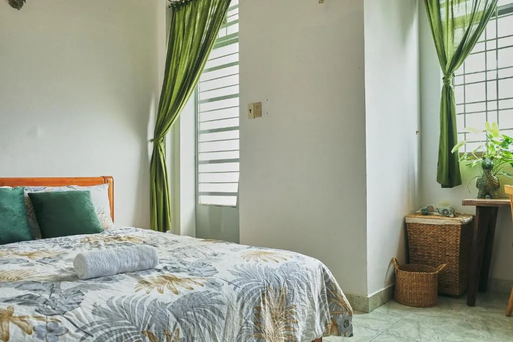 Image 1 of #211 She’s House – Tropical house in D1 – perfect location