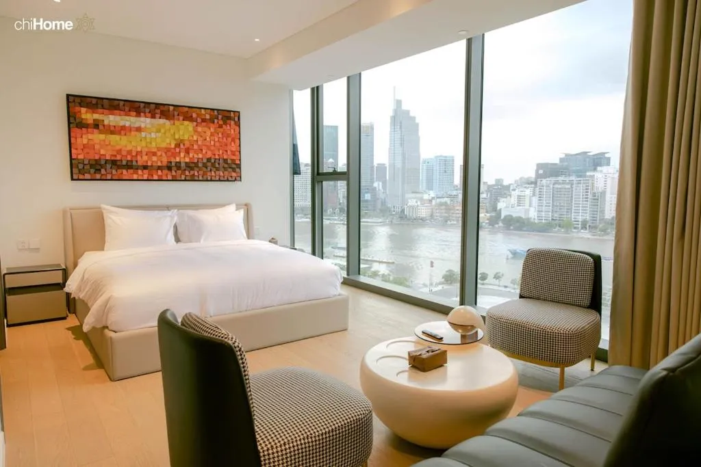 Image 1 of 6 Star SkyVilla 4Br 180m2 Riverfront D1 Panoramic