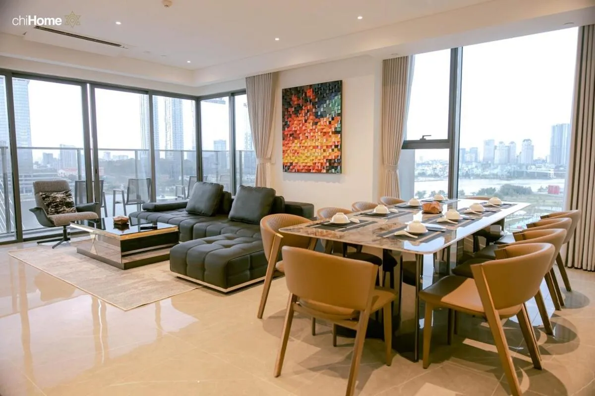 Image 4 of 6 Star SkyVilla 4Br 180m2 Riverfront D1 Panoramic