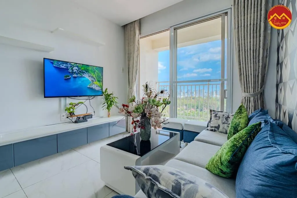 Image 1 of Apartment 2Br2WC near Tan Son Nhat airport – Nice