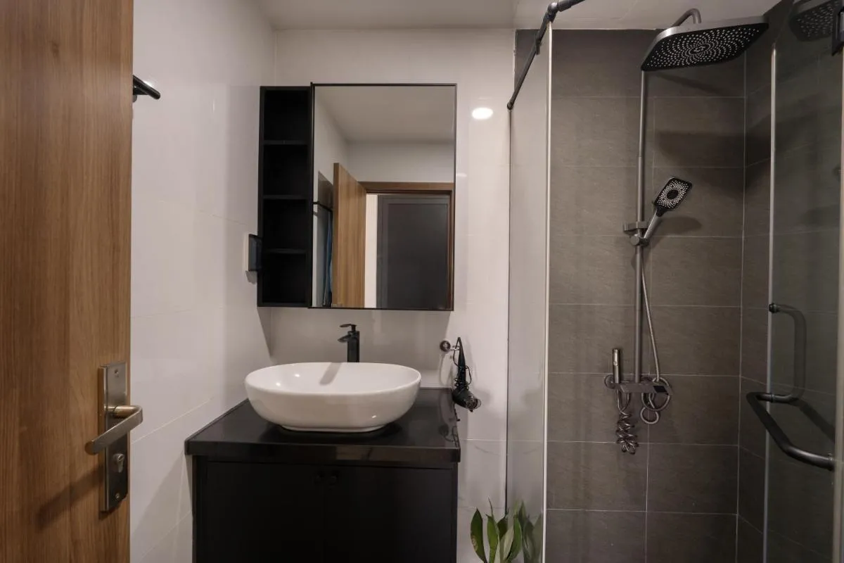 Image 3 of CENTANA Thu Thiem – Serviced Apartment – Saigon – District 2 – Q2 – Ho Chi Minh City – Netflix, FPT TV, Youtube Premium, Playstation 5, Workstation – Super WiFi