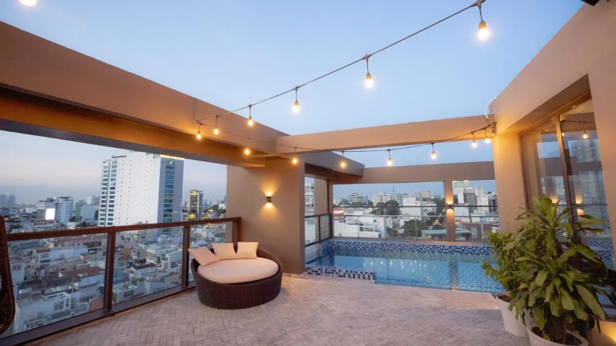 Image 5 of Celine Living – Central