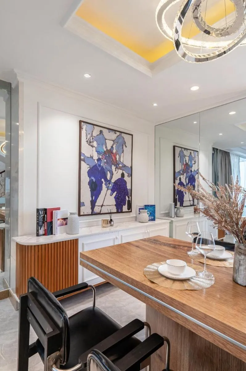 Image 5 of Charming white Saigon Penthouse 4 bed 4 bath
